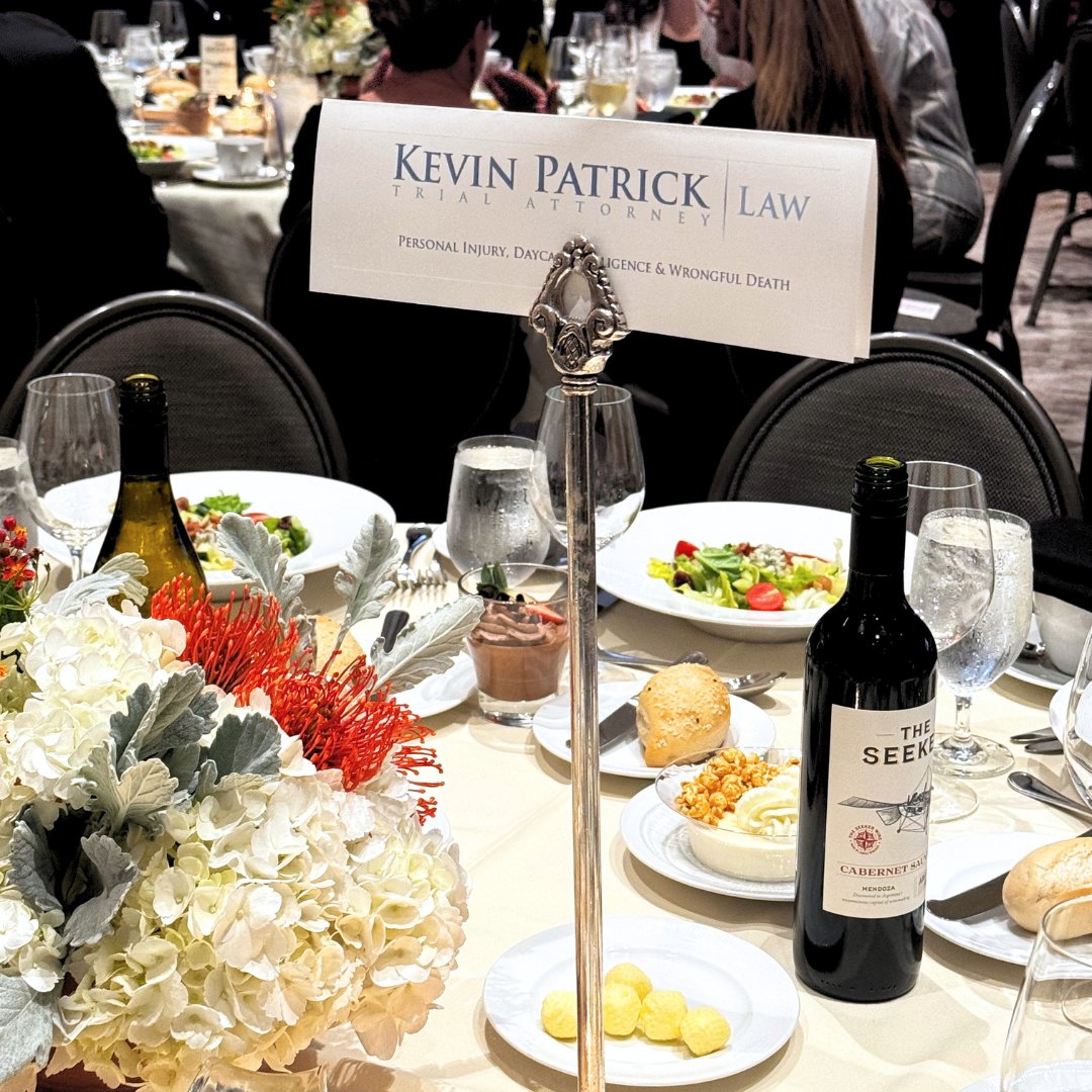 KPatrickLaw's tweet image. Always good reconnecting with Mercer Lawyers and sponsoring the Annual Law School Alumni Dinner! #MercerLaw #Classof2008 #GoBears