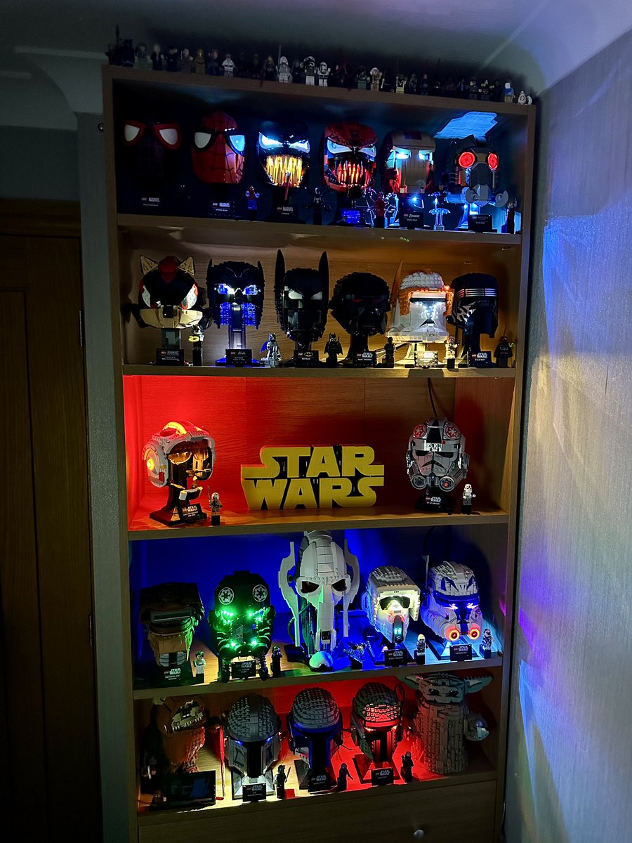 Finally got my light kits plugged in after moving them from the loft……#lego #legolightkits #legocollector