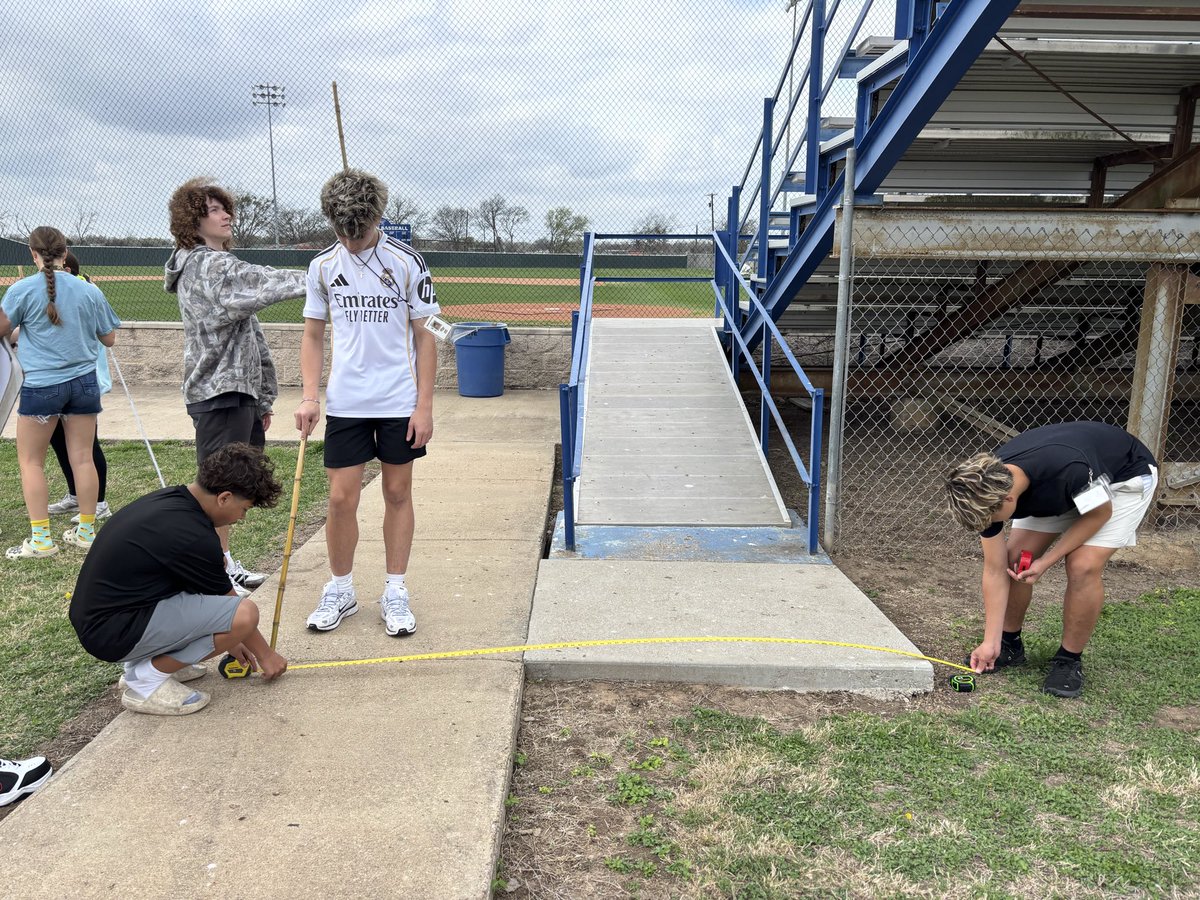 CoachSnow115's tweet photo. Today in Geometry we used Similar Triangles and Indirect measurement to measure the height of the baseball bleachers!
@mrallenmath27 @robinsonisd @risdHS https://t.co/UPoxaOY8NE