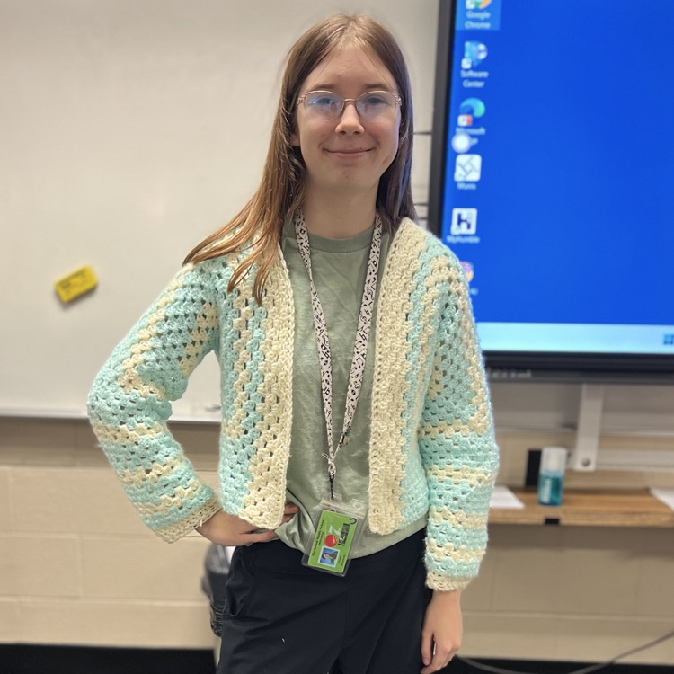 HumbleISD_CMS's tweet image. The Creekwood Yarn Club is on a roll! 🧶✨ From colorful granny squares to cozy creations and even wearable masterpieces, these talented students are stitching creativity into every loop. We’re knot kidding… these are amazing! #TheColtWay