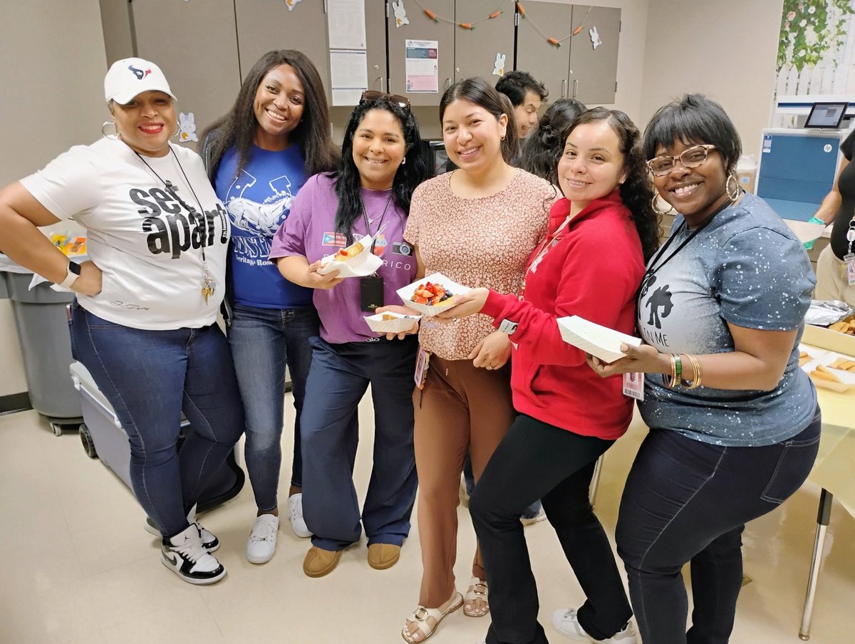 Heritage Rose Elementary tweet media