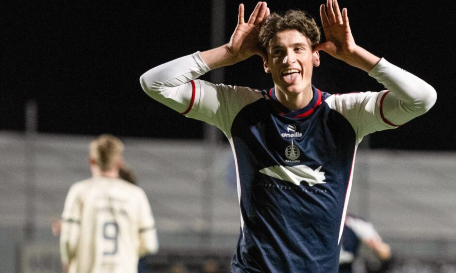 The Courier Sport tweet media