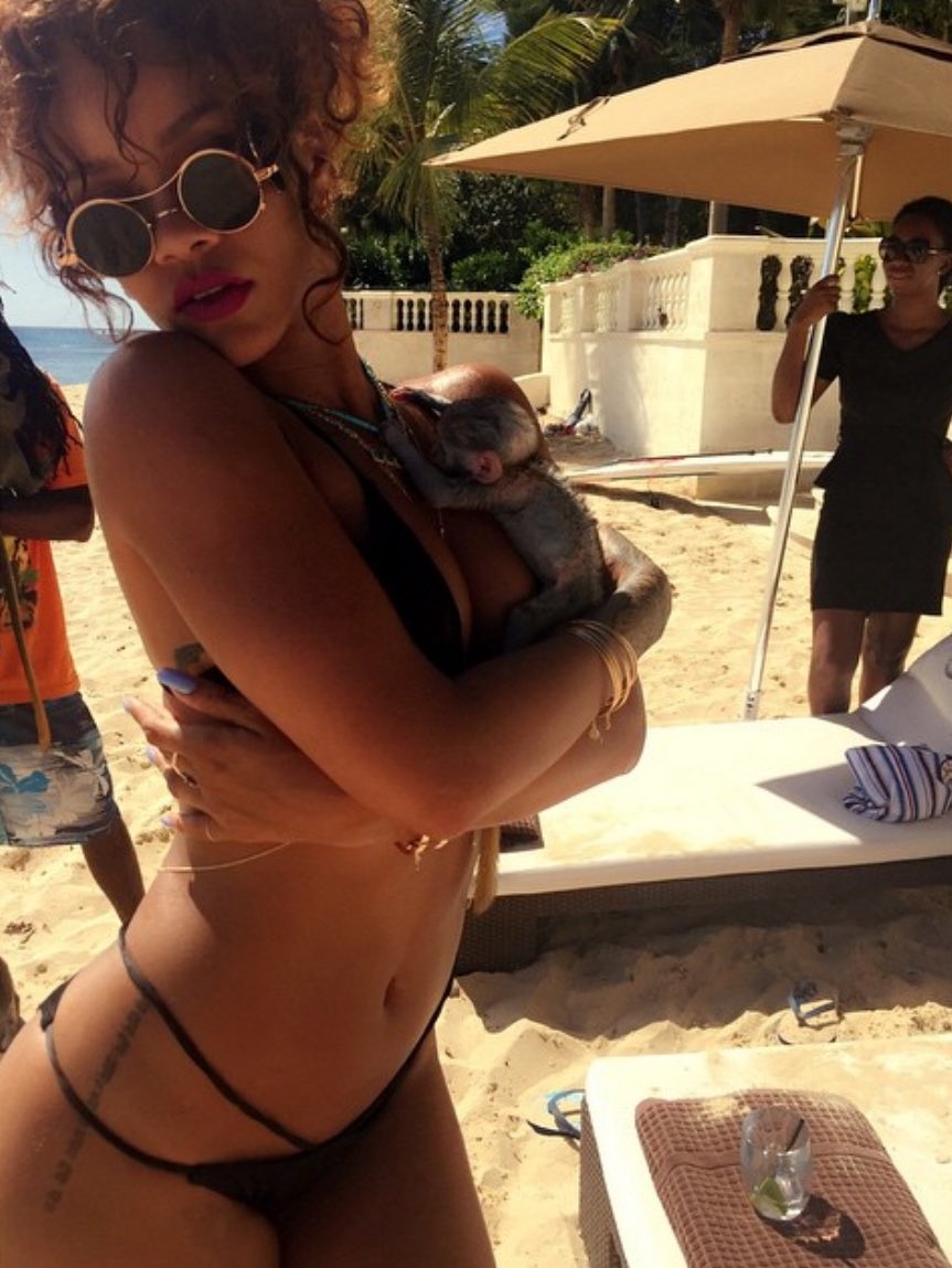 kissssssed's tweet photo. me this summer https://t.co/TH0aYBgHoJ