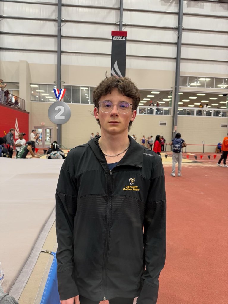 CoachMoorhead's tweet photo. Brock Jarrett is state runner-up and All-Ohio in the 1600! New PR of 4:10.17! https://t.co/NGYWCFUKZ6