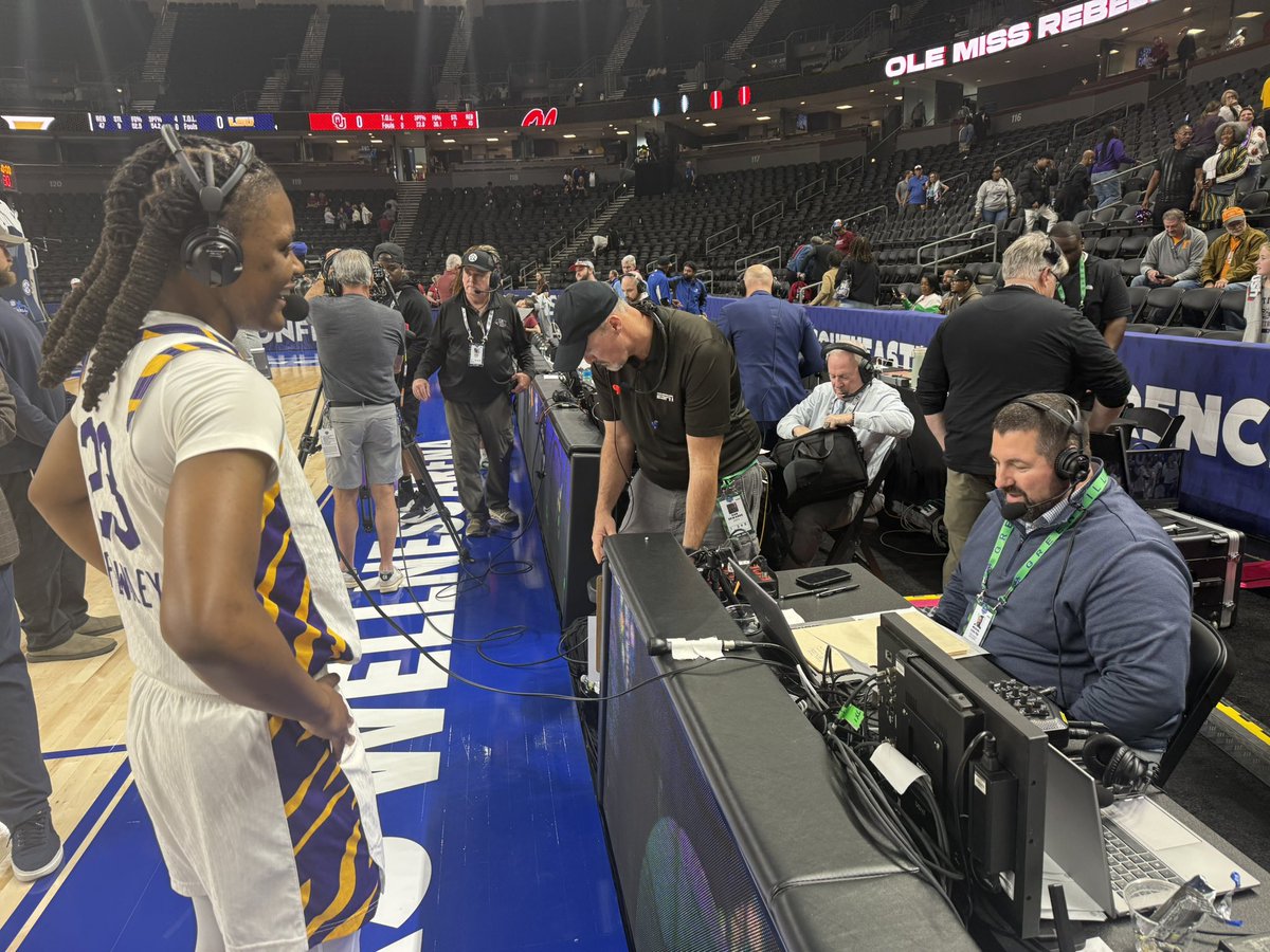 SEC_Radio's tweet image. .@LSUwbkb is GEAUXING to the semifinals with an EMPHATIC 112-78 victory, scoring the 2nd-most pts ever in an SEC Tournament game.

MiLaysia Fulwiley joined @MikeCoulter12 postgame!