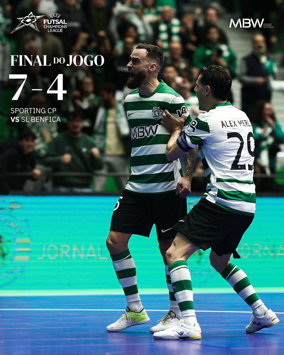 #FutsalSCP | ⏹️ QUE NOITE ÉPICA ✨ Os Leões vencem o dérbi e avançam para a 𝗙𝗜𝗡𝗔𝗟 𝗙𝗢𝗨𝗥 da UEFA Futsal Champions League 💚

⚽ Bernardo Paçó, Bruno Pinto (2), Wesley, Tomás Paçó (2) e Diogo Santos.
🟢 7-4 🔴 // #SCPSLB #UCLFutsal