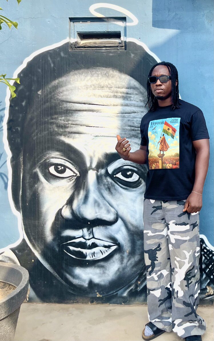 Yitey_'s tweet photo. Salute the OG. Happy independence family 🇬🇭❤️ https://t.co/mknwRS3XcE