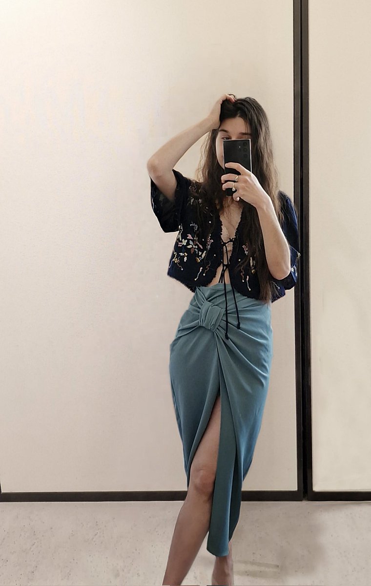 Natasahere's tweet photo. #me #fashion #work https://t.co/UwM1cO1oDk
