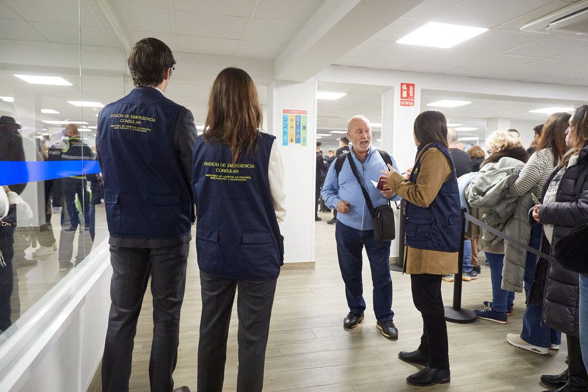 José Manuel Albares tweet media