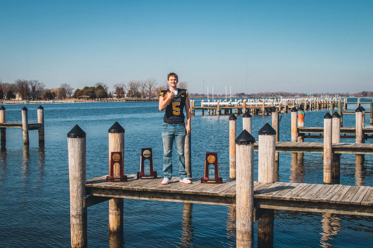 Logan Zirbel tweet media