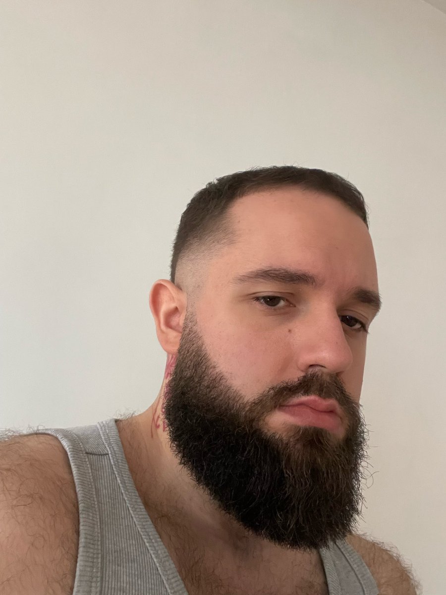 New barber talked me out of my 10 year old previous hairstyle