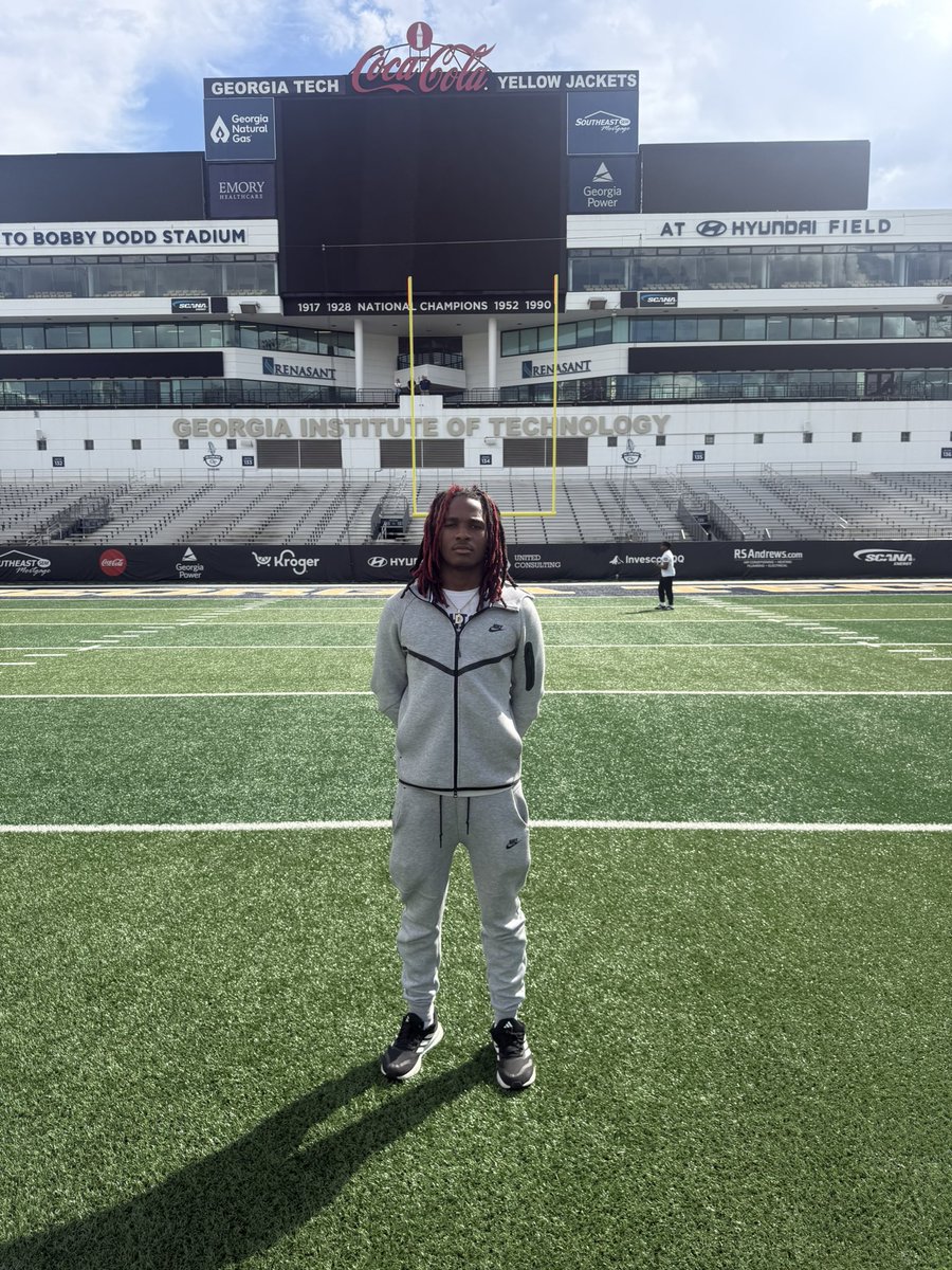 DiLaughnSmith8's tweet photo. Had a great time visiting Georgie Tech today! I would love to visit the campus again in the future! https://t.co/HSlJsU38io