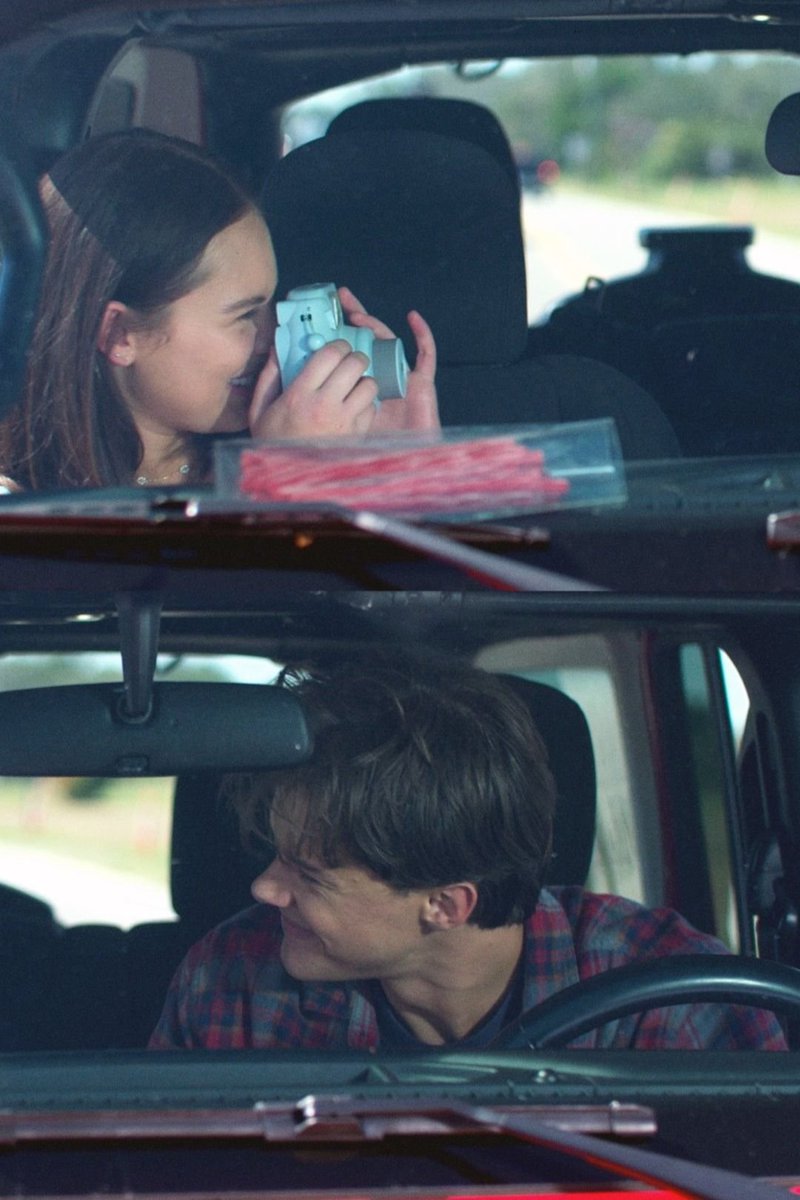 hourly bellyconrad tweet media