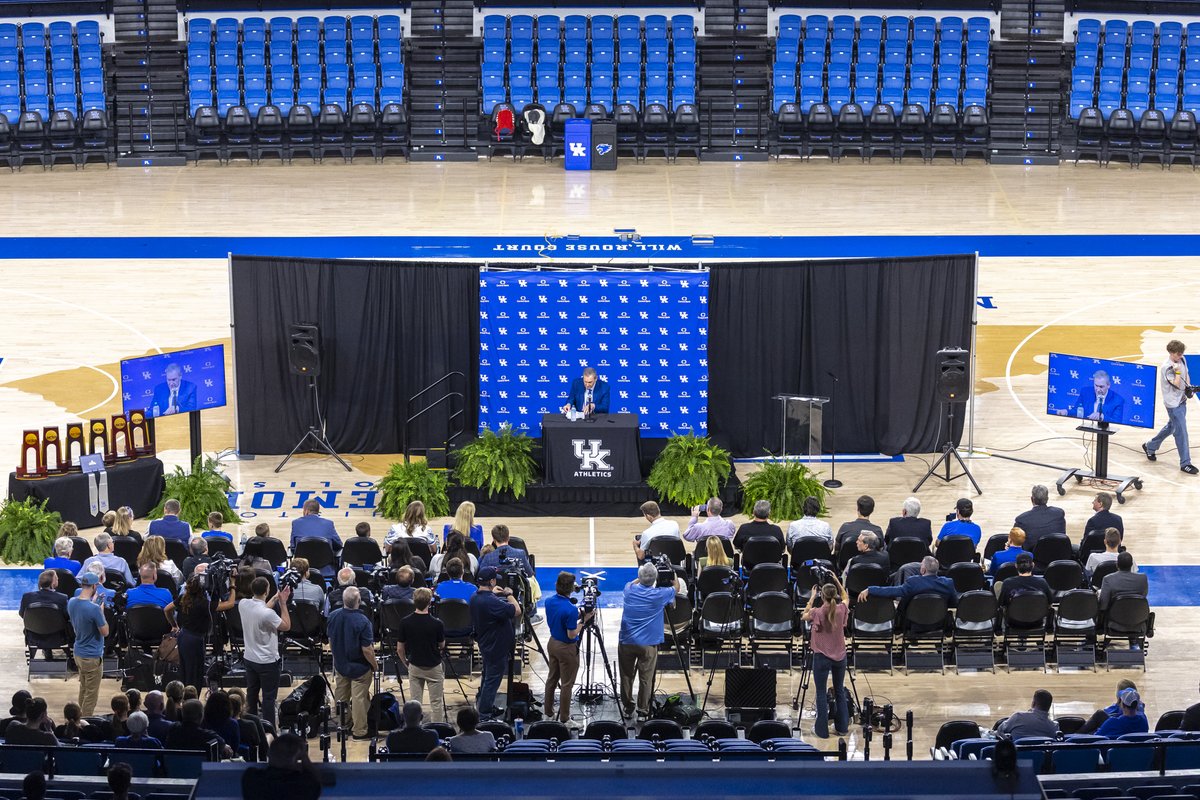 Ryan C. Hermens tweet media