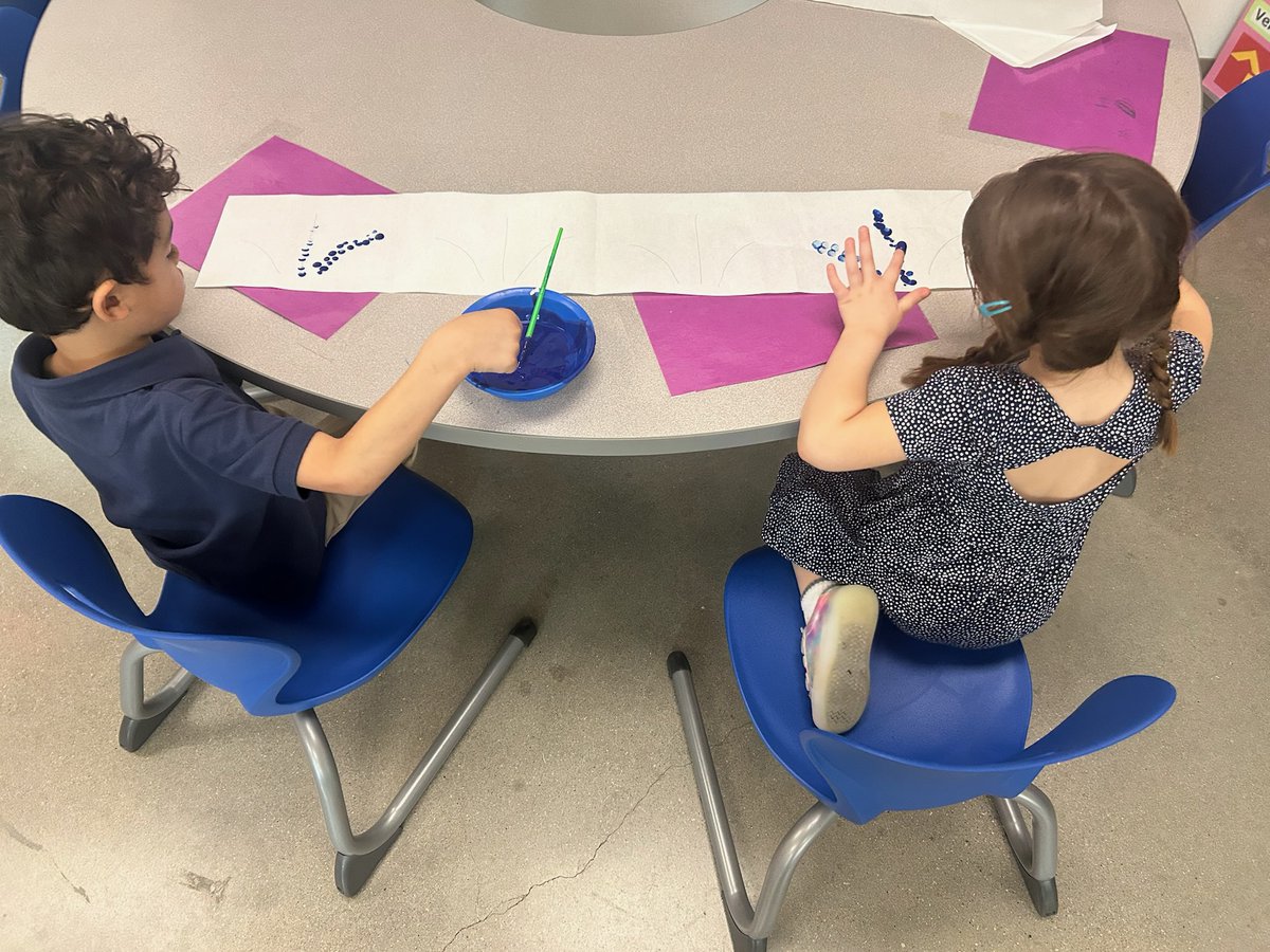 Elizabeth King tweet media