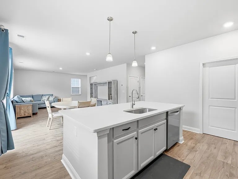 AlysiaStern's tweet photo. #MyrtleBeach #OpenHouse 
4bed 3 bath on 1/2 Acre fenced yard 
3283 Moss Bridge Lane Myrtle Beach in Waterbridge.   Sunday 12:30-2pm #CarolinaForest #HomesForSale #MyrtleBeach #MyrtleBeachRealEstate https://t.co/GS8PeFbsTR