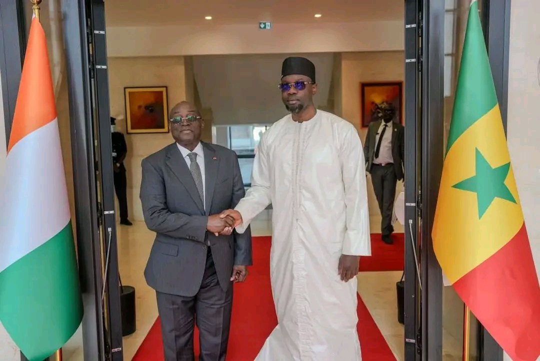 Elhadji_Fode_02's tweet photo. #PrimatureSN En visite de travail au Sénégal, le Vice-Président de la République de Côte d’Ivoire, M. Tiémoko Meyliet KONÉ a rendu une visite de courtoisie au Premier ministre Ousmane SONKO.
Il a été reçu ce vendredi 06 mars 2026 à la Primature, dans une ambiance empreinte de fraternité et de cordialité.