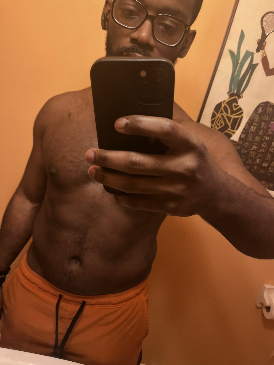 I only lasted one minute doing that baddies plank challenge <a href="/MissNunnNatalie/">Natalie Nunn</a>