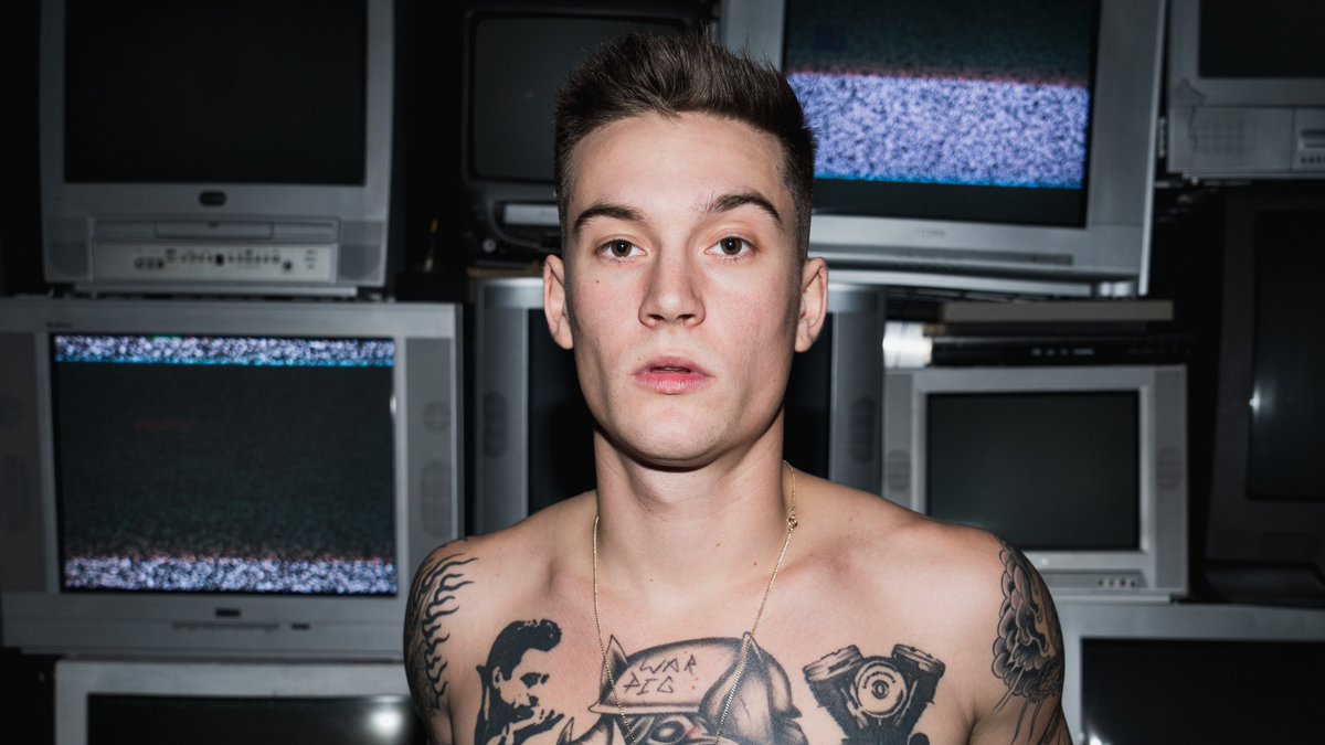 CultureFixUK's tweet photo. Rising Canadian Singer-Songwriter Cameron Whitcomb Releases Powerful 'You and Me' https://t.co/ZjI3nVJkE4 https://t.co/8Sk934Bbaw