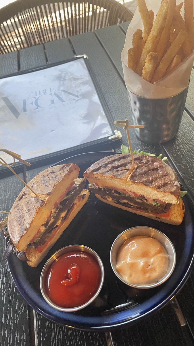 Christian James tweet media