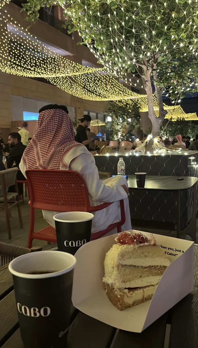 iq1l2's tweet photo. رمضان في جده غير 🧡 https://t.co/ggoP5xkvQt