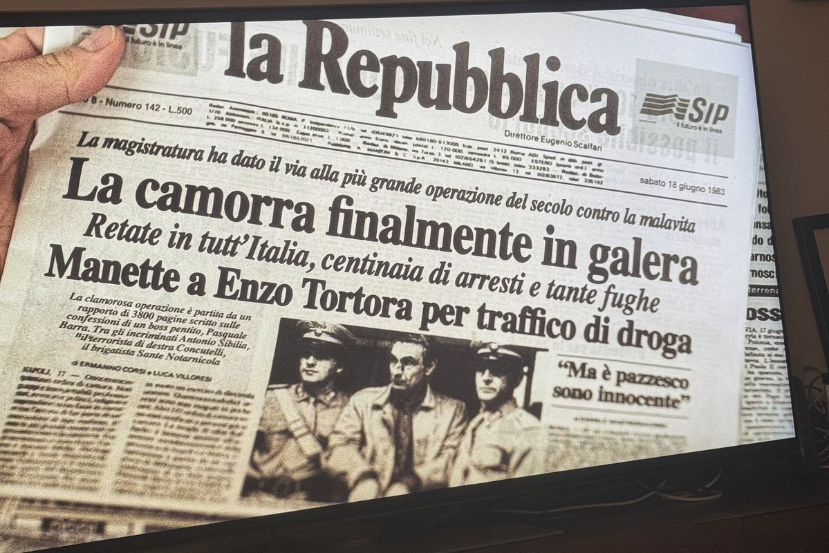 Repubblica, «finalmente». 
#Portobello