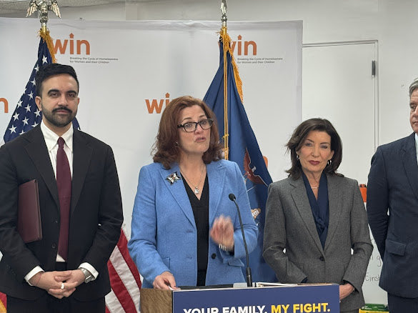 chriscquinn's tweet image. Thank you ⁦@NYCMayor⁩ @govkathyHochul for standing strong with ⁦@WINNYC_ORG⁩ &amp;amp; homeless families.Making the connection between the lack of affordable child care &amp;amp; homelessness is truly powerful &amp;amp; we are grateful!               #homelessness #childcare #Mayor #Governor