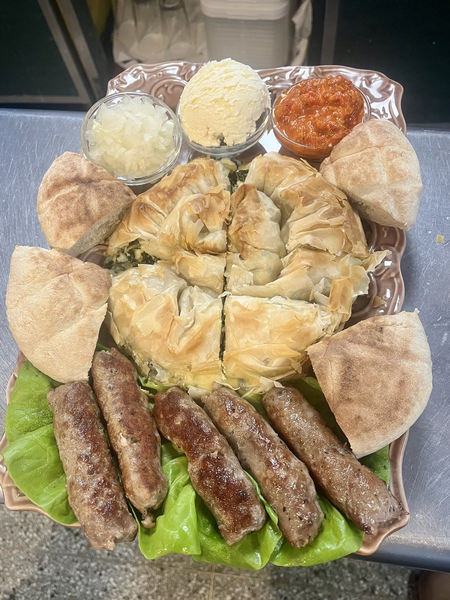 marijamarastar's tweet photo. Craving for some #balkan #food #burekshop @3mrestaurant All homemade! Open 7 days 9am-8pm https://t.co/xLudbAw84h