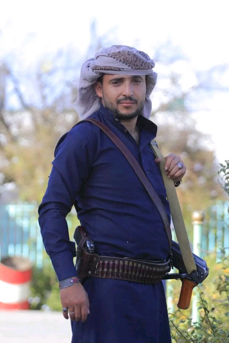 - اللهم درباً للأ تضيقُ بـهہ الحياة ولا يزول منهُ الأمل 

🤲
