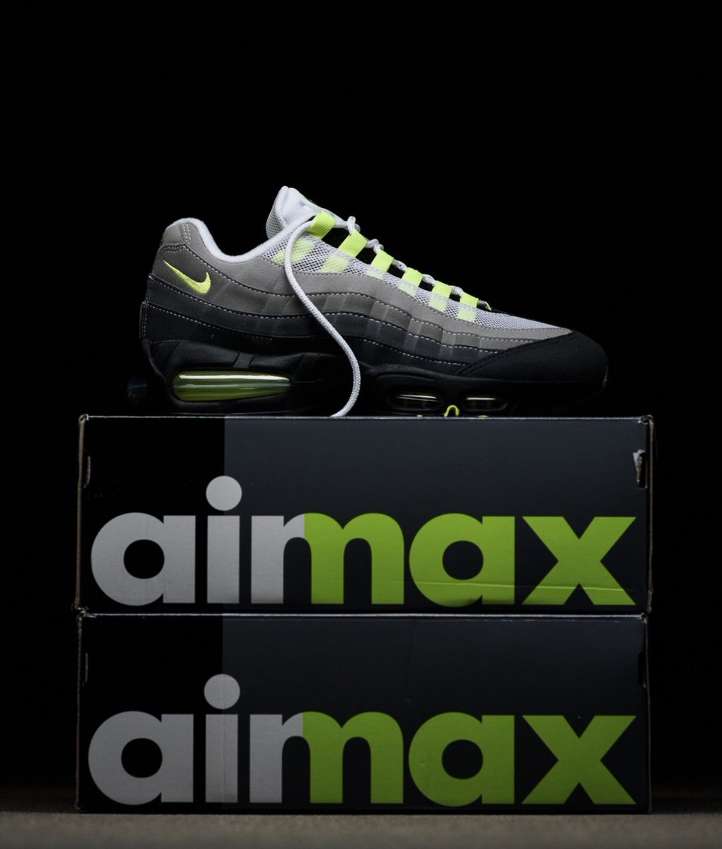 snkr_twitr's tweet photo. AD: Nike Air Max 95 OG Big Bubble 'Neon'

https://t.co/kfbkuZAbIr https://t.co/4KWXSWceYE
