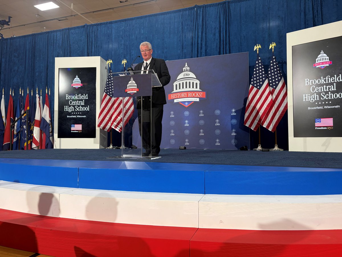 Sen. Rob Hutton tweet media