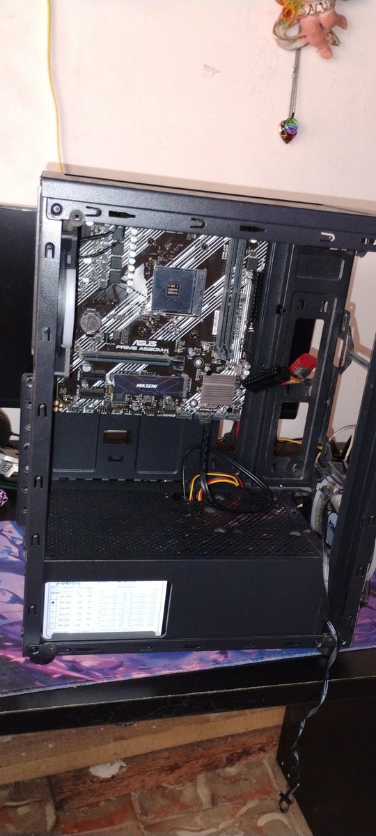 Toda la mañana arreglando a esta bastarda