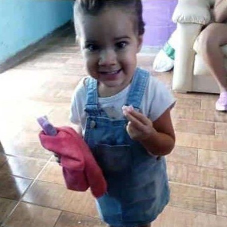 BUSCAN A NIÑA DE 2 AÑOS DESAPARECIDA; FUE VISTA POR ÚLTIMA VEZ EN LA ZONA DE PLAZA CUBA

Un padre denunció la desaparición de su hija Jade Delfino, de 2 años. Según su testimonio, la menor fue vista por última vez junto a su madre, expareja del denunciante, en la zona de Plaza