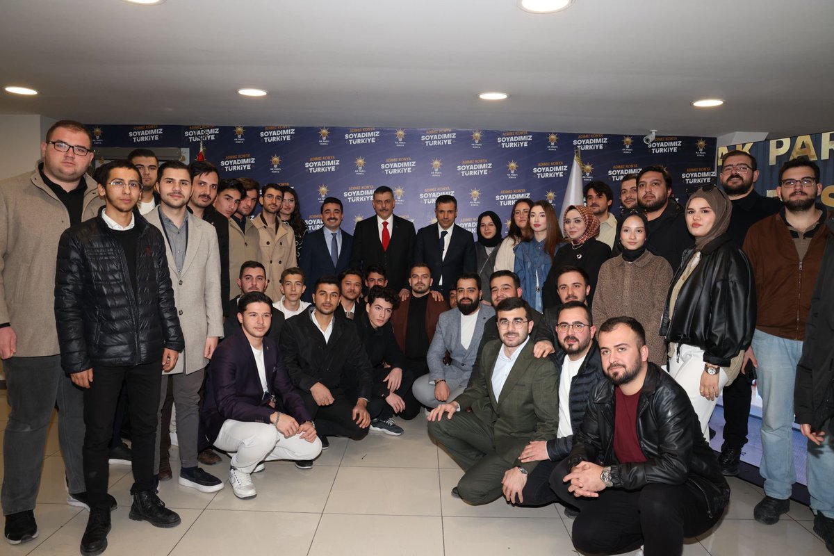 avibrahimkelek's tweet photo. Hemşehrimiz, İçişleri Bakanımız Sayın @mustafaciftcitr’yi İl Başkanlığımızda ağırladık.

Nazik ziyaretleri için Sayın Bakanımıza teşekkür ediyoruz. https://t.co/DeI5zvMsVo