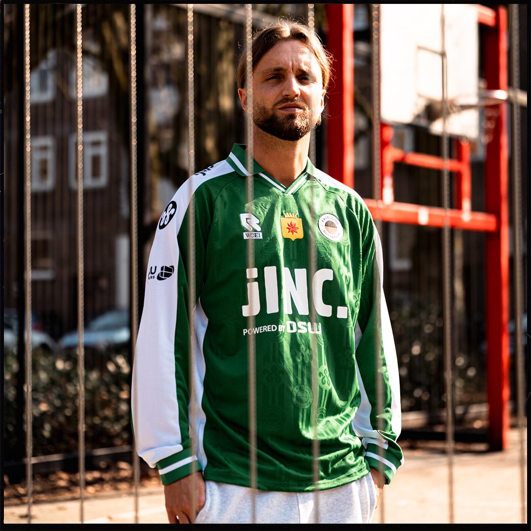 excelsiorrdam's tweet image. 🎞️ Shot on film. Worn with pride.

🔗excelsiorrotterdam.sub.link/ExcelsiorWoeiR…

#WOEI #EXCELSIOR #ROBEY #ROTTERDAM #DOORROTTERDAM
