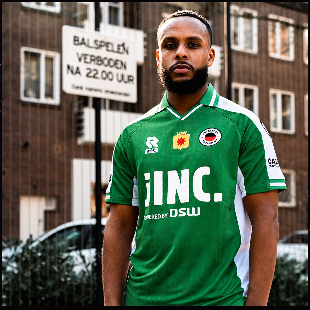excelsiorrdam's tweet image. 🎞️ Shot on film. Worn with pride.

🔗excelsiorrotterdam.sub.link/ExcelsiorWoeiR…

#WOEI #EXCELSIOR #ROBEY #ROTTERDAM #DOORROTTERDAM