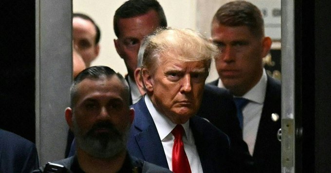 🚨🚨🚨
IMPORTANT ALERT: Donald Trump will be summoned to court next week to be questioned under oath over allegations of raping a 13-year-old girl.

Keep talking, keep sharing.