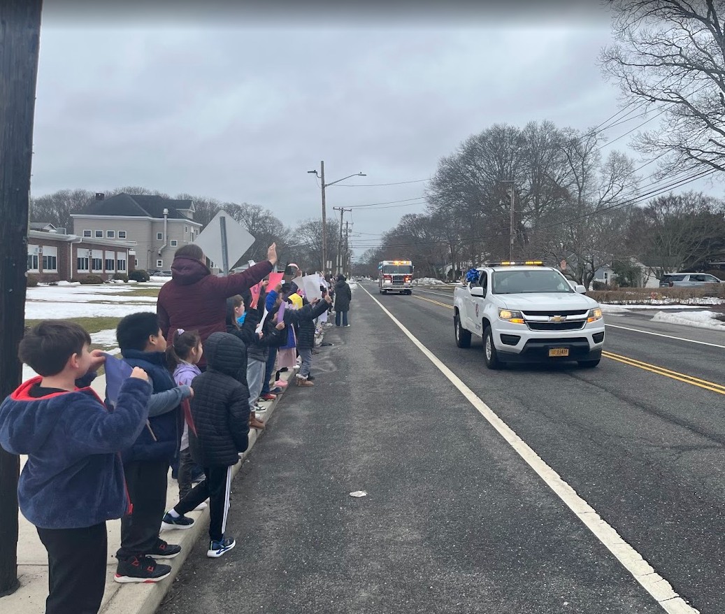 MrTonySantana's tweet photo. Happy to join students at Critz as we celebrated 2 time wrestling state champion Camryn Howard & state champion Aaliyah Morrow during their district tour. Our students cheered them on with incredible pride. A big shout out to all of our student athletes and coaches! #clipperPRIDE https://t.co/OX0zcJ3HqL