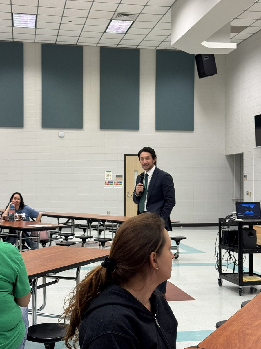 Collins Elementary tweet media