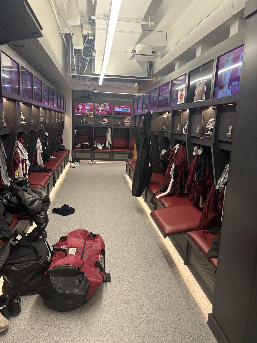 Troy Walson (6’5”-220Lb TE) tweet media