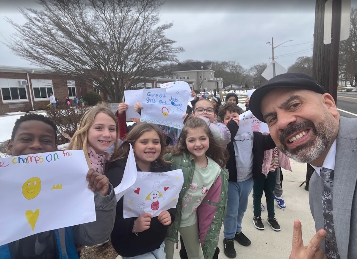 MrTonySantana's tweet photo. Happy to join students at Critz as we celebrated 2 time wrestling state champion Camryn Howard & state champion Aaliyah Morrow during their district tour. Our students cheered them on with incredible pride. A big shout out to all of our student athletes and coaches! #clipperPRIDE https://t.co/OX0zcJ3HqL