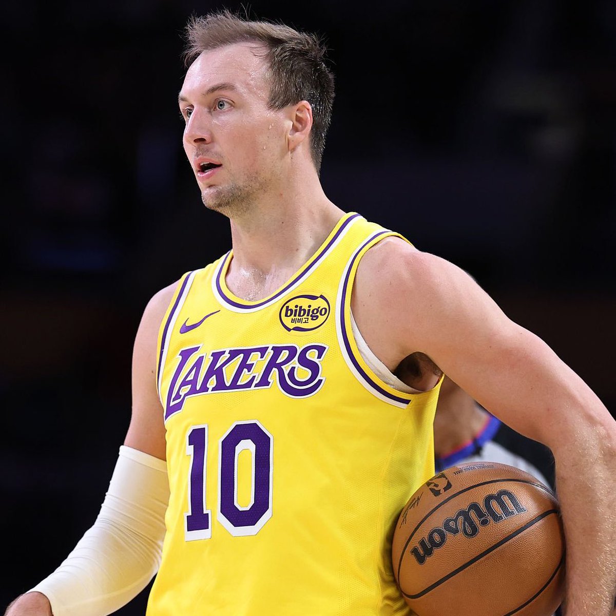 LakeShowYo tweet media