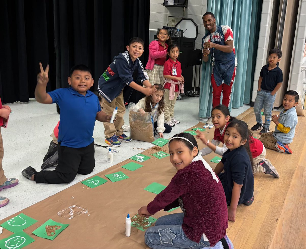 Collins Elementary tweet media