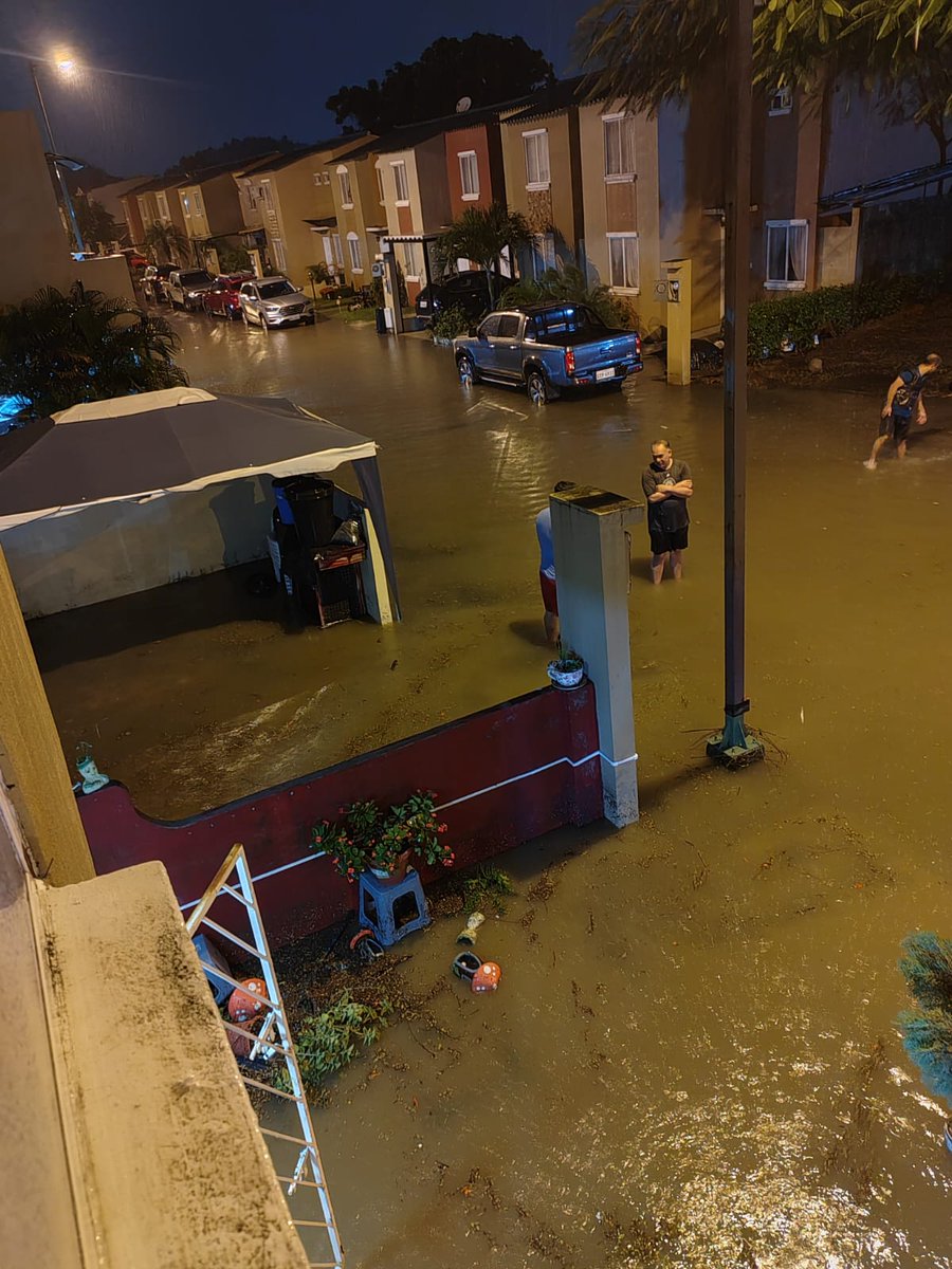 Vinicio↳St3rɘ0↰ tweet media