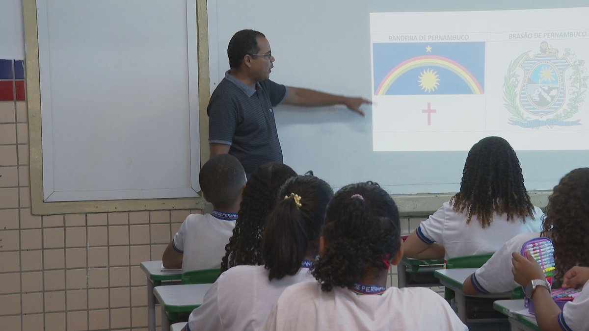 História de Pernambuco passa a ser disciplina obrigatória nas escolas da rede estadual glo.bo/h5d0uf1