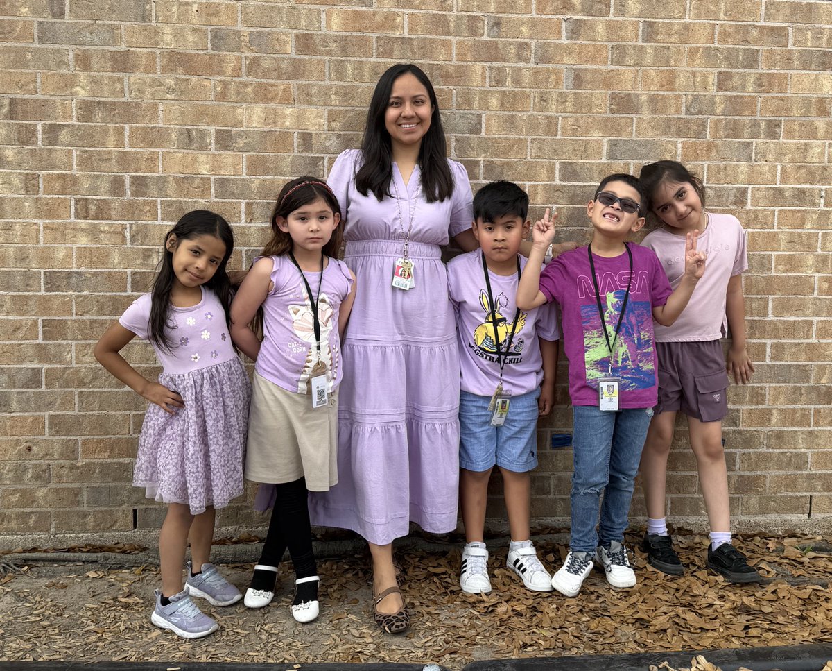 Thompson Elementary LMC tweet media