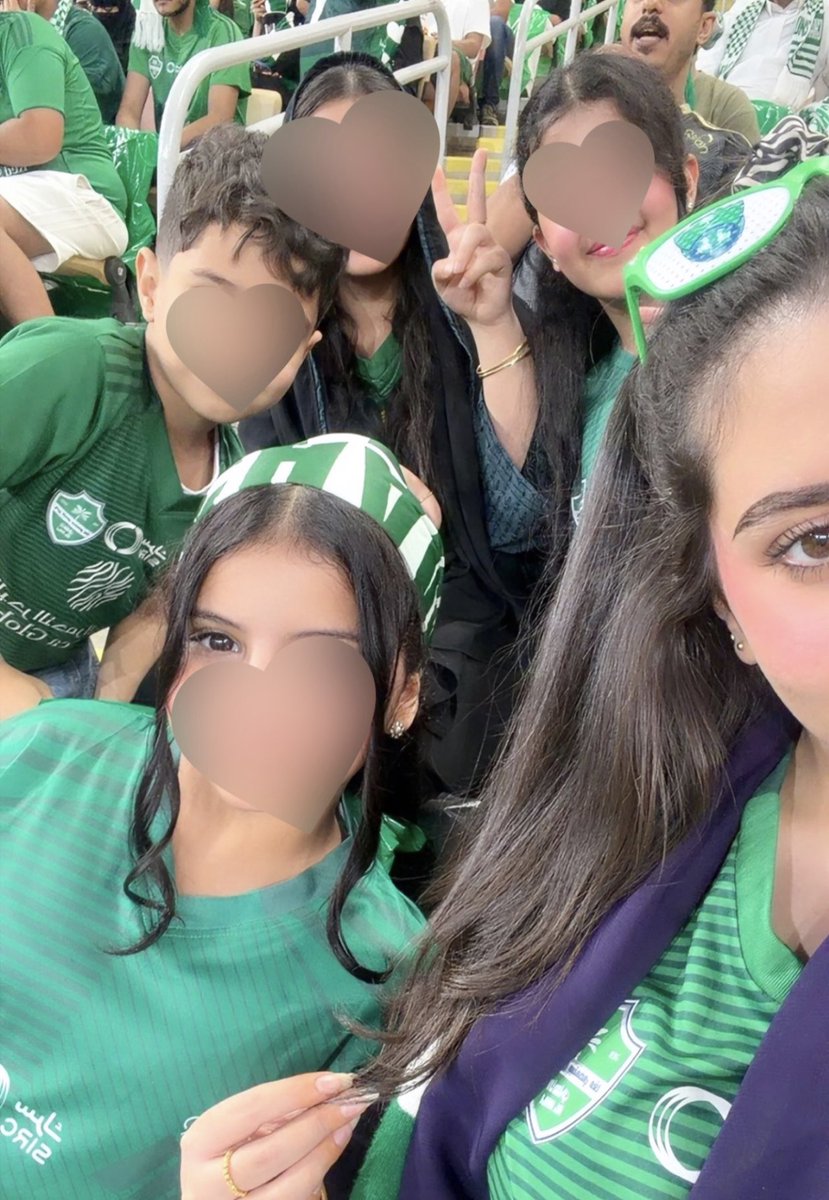 شموخ سوبر نخبوية👸🏻💚 tweet media