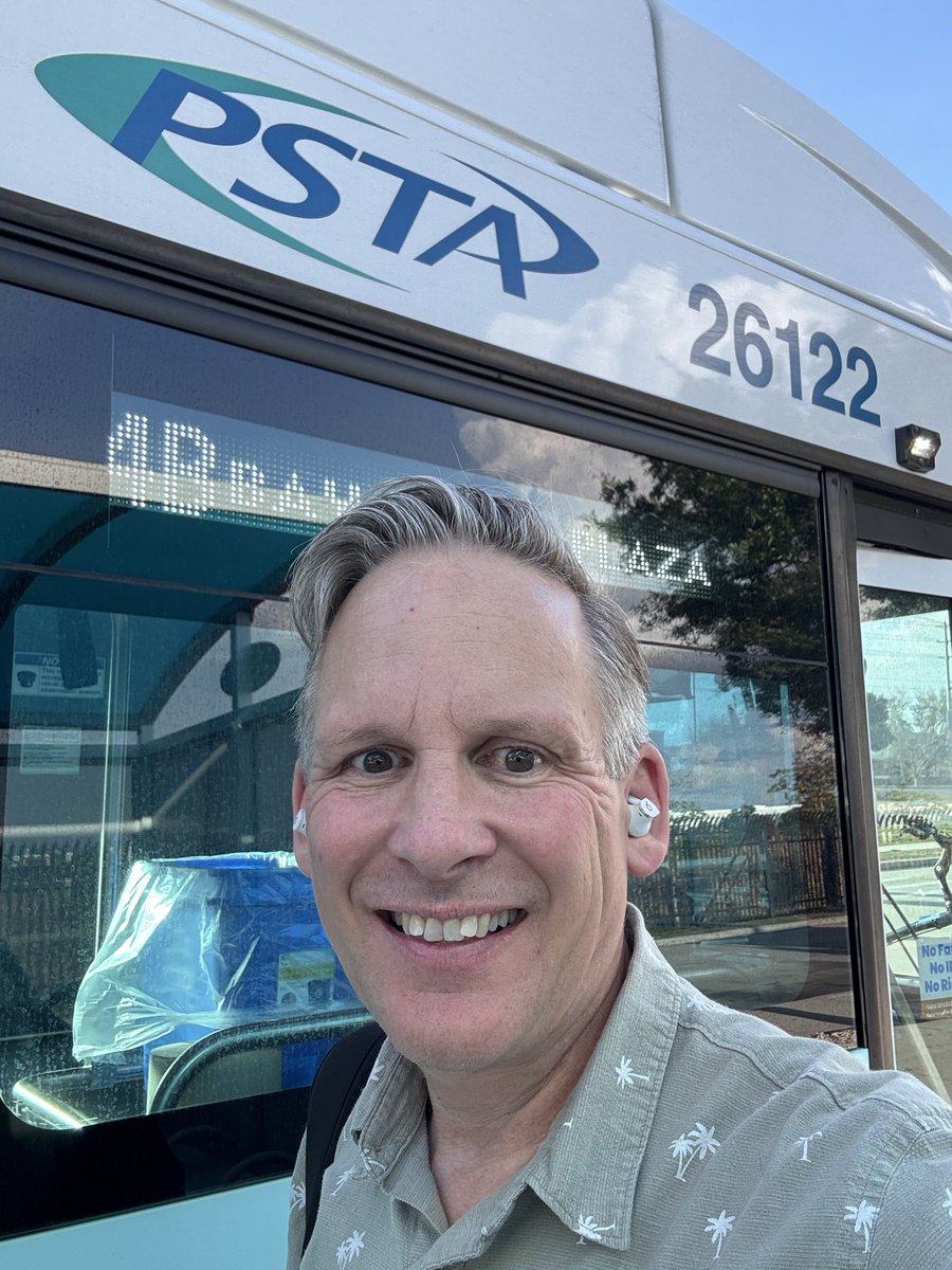BradMillerPSTA's tweet photo. Heading home into the weekend! 🚎 thanks @RidePSTA !☀️ https://t.co/wiQFKeHHlx