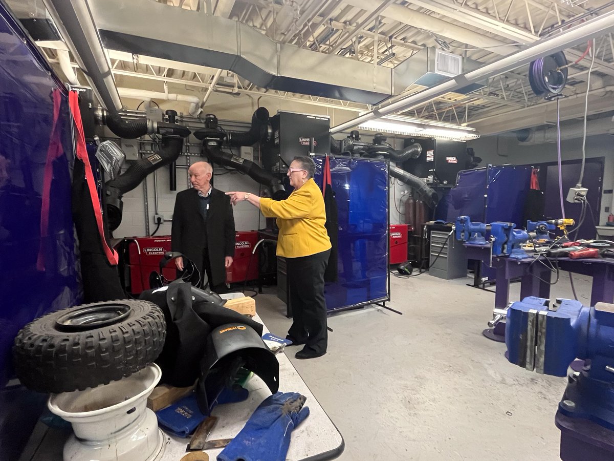 Rep. Joe Courtney tweet media