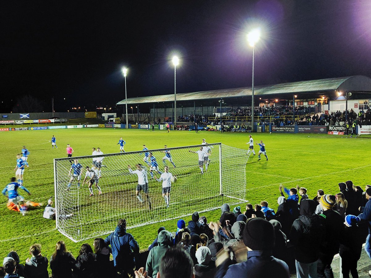 christopher tweet media